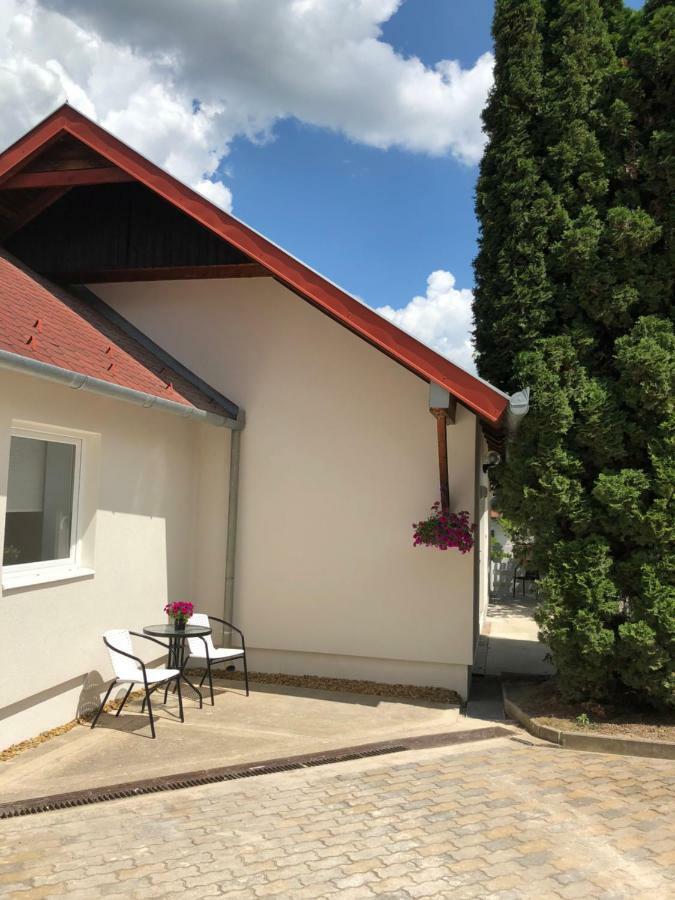 Apartmán White Crow House Hévíz Exteriér fotografie